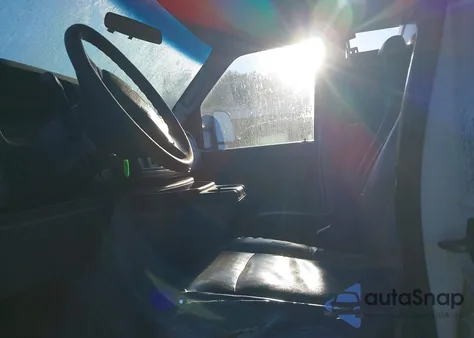 2012 Ford E-250 Commercial z USA, uszkodzony, nr VIN 1FTNE2EL7CDB10563